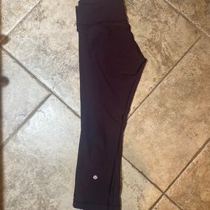 Purple Lululemon Size 4/6 23’ leggings